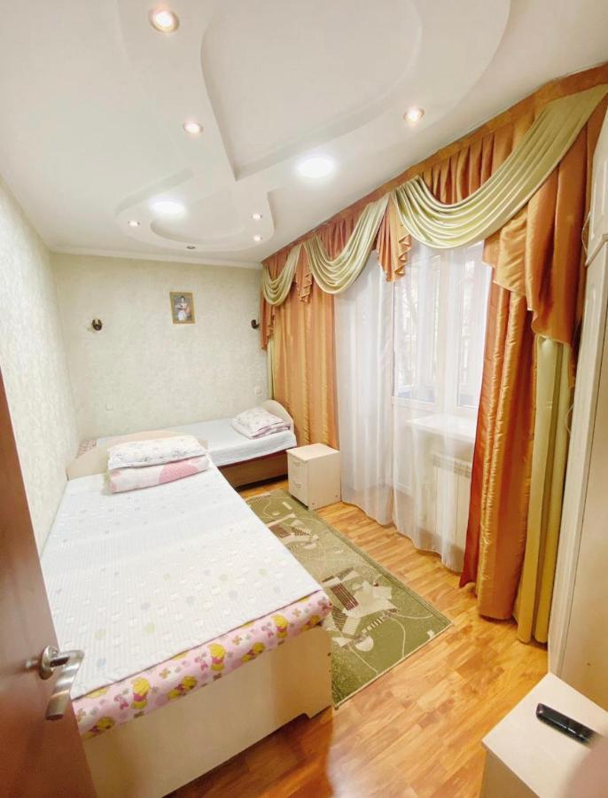 Apartments Ahmetova 6 32 阿拉木图 外观 照片